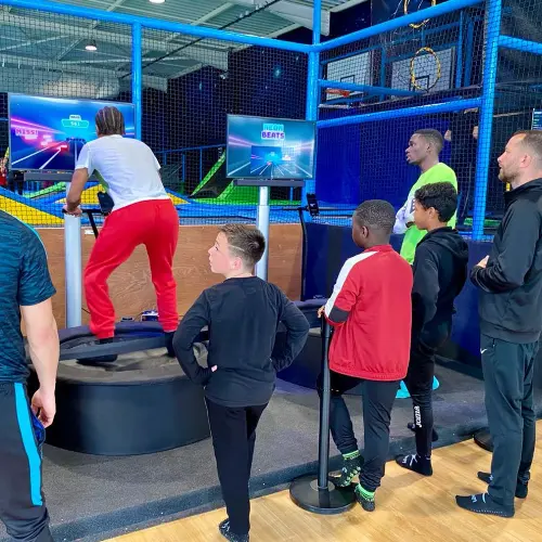 connected-trampoline-pleyo-storkeo